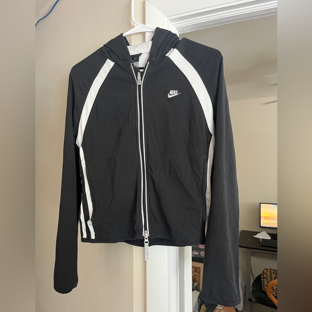 Nike Dri-Fit Kid’s Athletic Jacket Size 4/6 Great Condition